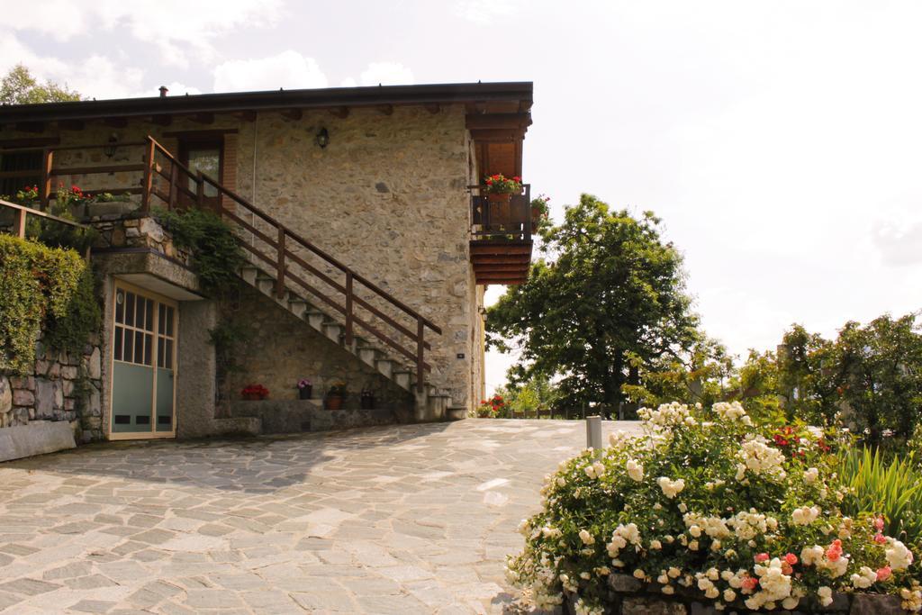 Bed And Breakfast Montino Cene Eksteriør bilde